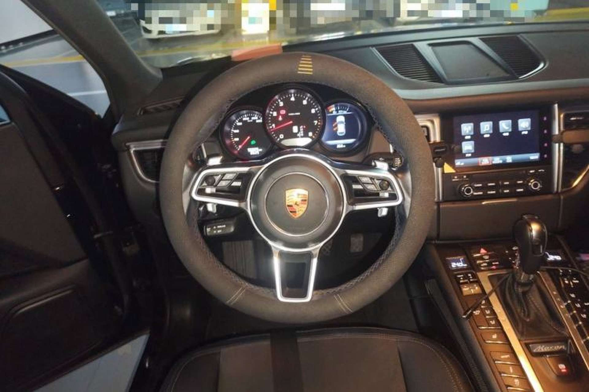 Used Porsche Macan 2017 Macan 2.0T Steering Wheel