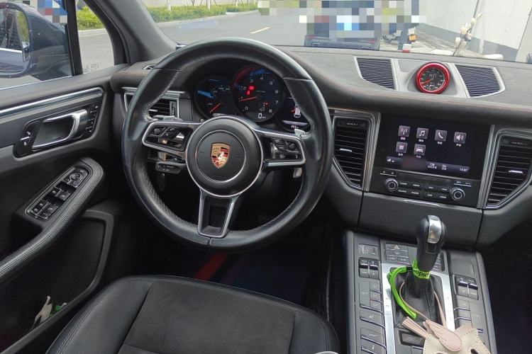 Used Porsche Macan 2017 Macan 2.0T Steering Wheel