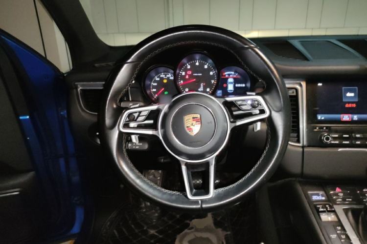 Used Porsche Macan 2017 Macan 2.0T Steering Wheel