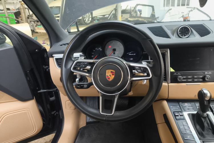 Used Porsche Macan 2017 Macan S 3.0T Steering Wheel