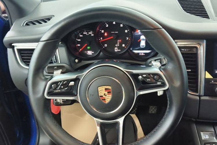 Used Porsche Macan 2017 Macan 2.0T Steering Wheel