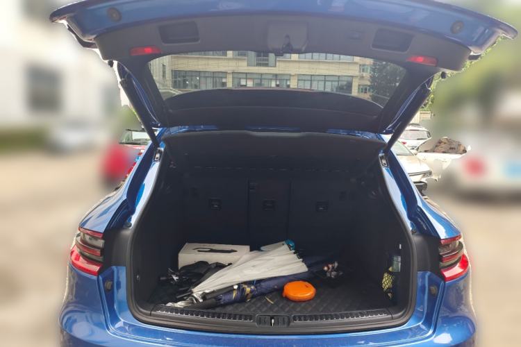 Used Porsche Macan 2017 Macan 2.0T Trunk