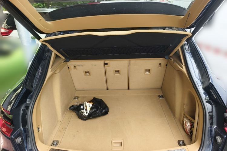 Used Porsche Macan 2017 Macan 2.0T Trunk