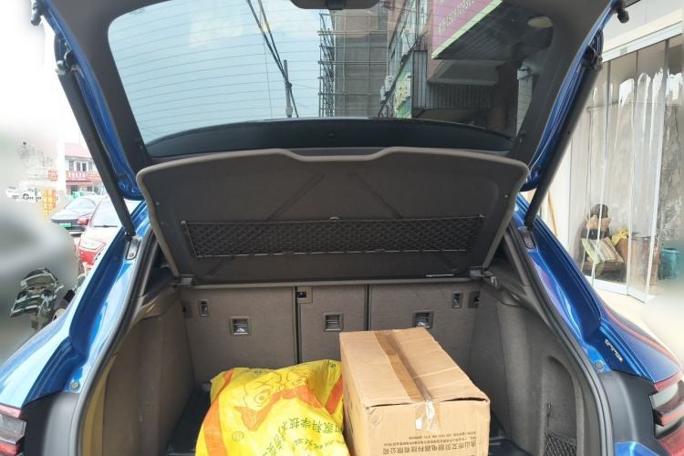 Used Porsche Macan 2017 Macan 2.0T Trunk