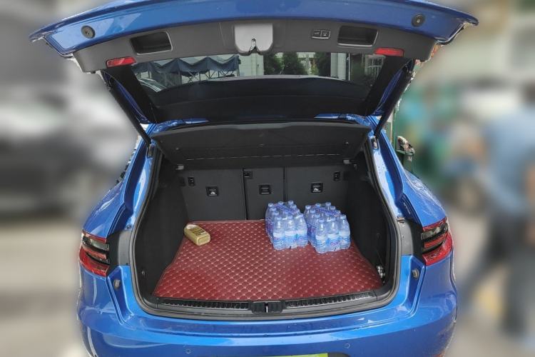 Used Porsche Macan 2017 Macan 2.0T Trunk