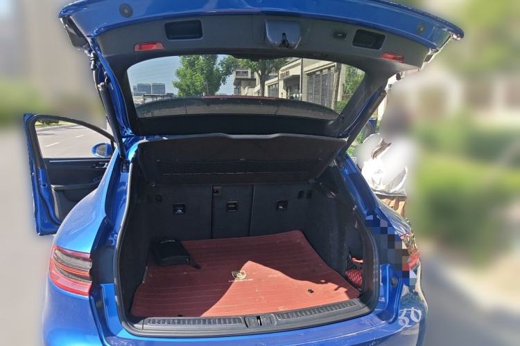 Used Porsche Macan 2017 Macan 2.0T Trunk