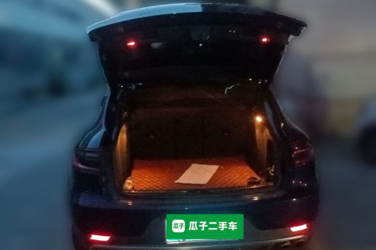 Used Porsche Macan 2017 Macan 2.0T Trunk
