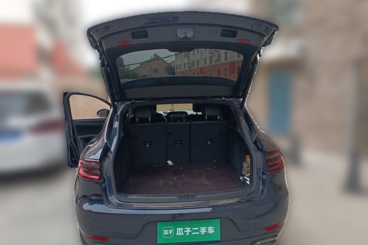 Used Porsche Macan 2017 Macan 2.0T Trunk