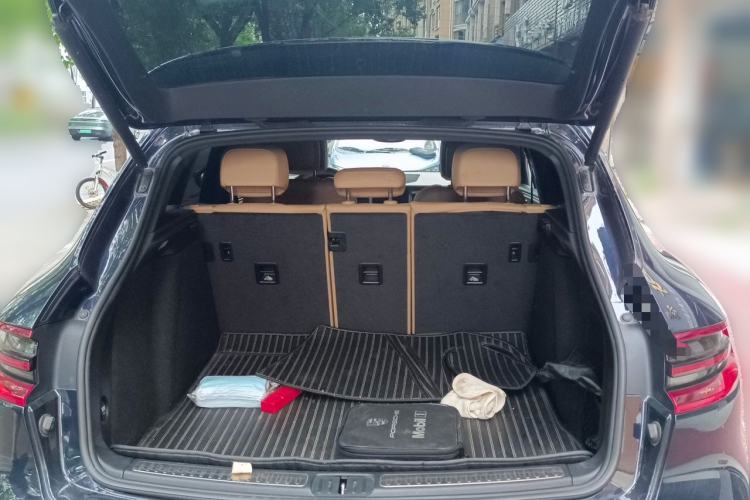 Used Porsche Macan 2017 Macan 2.0T Trunk