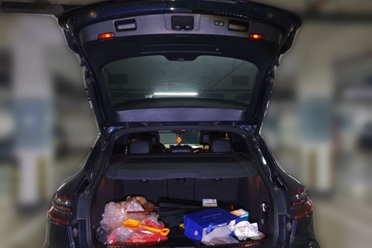 Used Porsche Macan 2017 Macan 2.0T Trunk