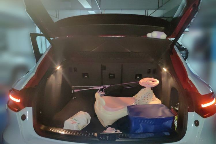 Used Porsche Macan 2017 Macan 2.0T Trunk