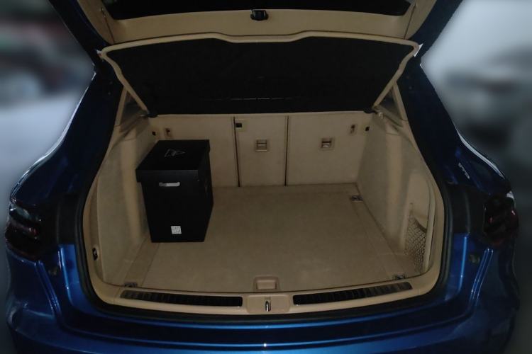 Used Porsche Macan 2017 Macan 2.0T Trunk