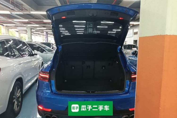 Used Porsche Macan 2017 Macan S 3.0T Trunk