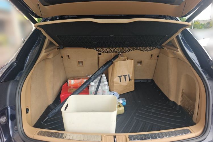 Used Porsche Macan 2017 Macan 2.0T Trunk