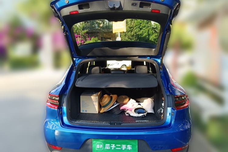 Used Porsche Macan 2017 Macan 2.0T Trunk