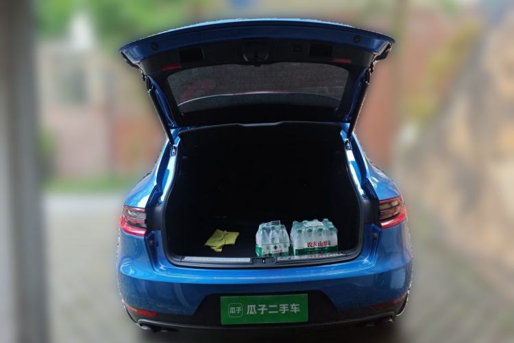 Used Porsche Macan 2017 Macan 2.0T Trunk