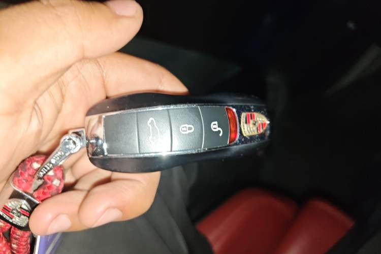 Used Porsche Macan 2017 Macan 2.0T Vehicle Key
