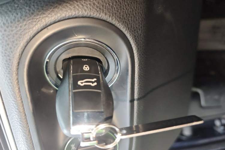 Used Porsche Macan 2017 Macan 2.0T Vehicle Key