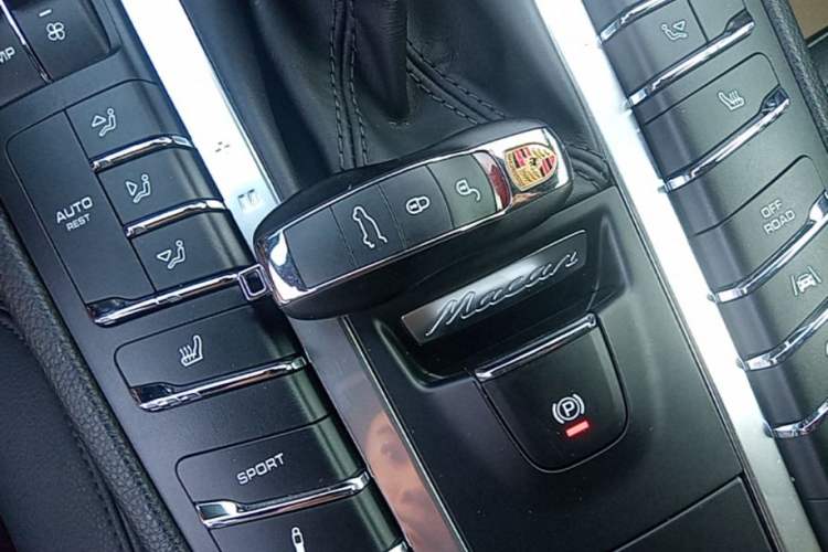 Used Porsche Macan 2017 Macan 2.0T Vehicle Key