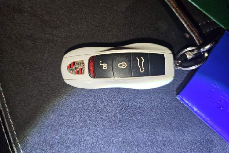 Used Porsche Macan 2017 Macan 2.0T Vehicle Key