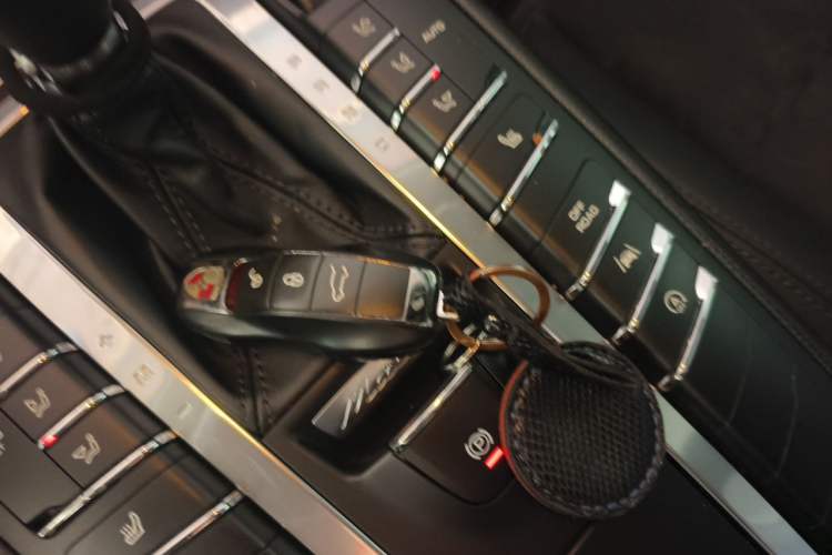 Used Porsche Macan 2017 Macan S 3.0T Vehicle Key