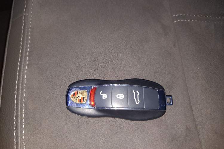 Used Porsche Macan 2017 Macan 2.0T Vehicle Key