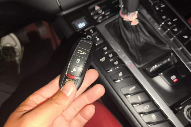 Used Porsche Macan 2017 Macan S 3.0T Vehicle Key