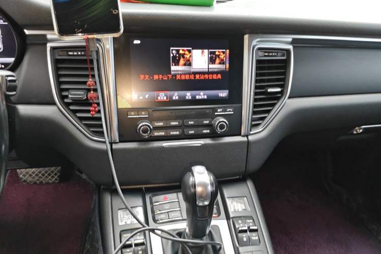 Used Porsche Macan 2017 Macan 2.0T Audio And AC Panel