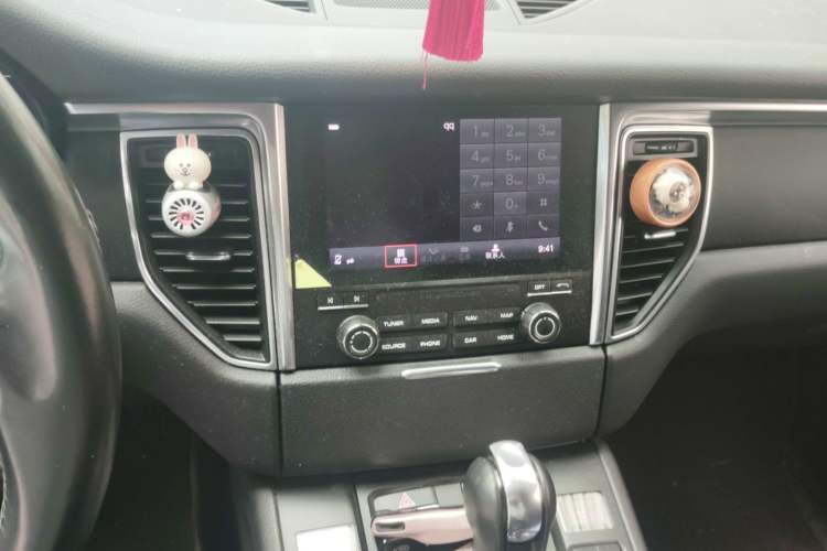Used Porsche Macan 2017 Macan 2.0T Audio And AC Panel