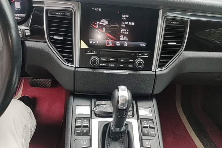 Used Porsche Macan 2017 Macan S 3.0T Audio And AC Panel