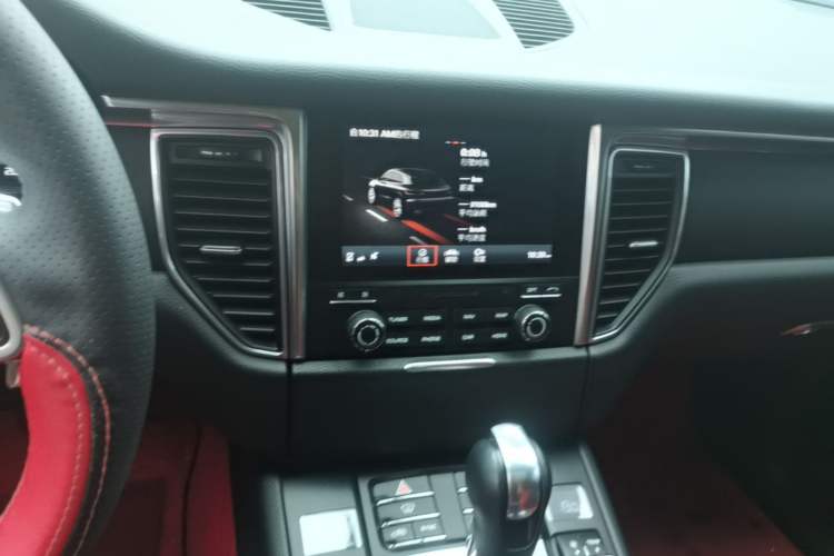 Used Porsche Macan 2017 Macan 2.0T Audio And AC Panel