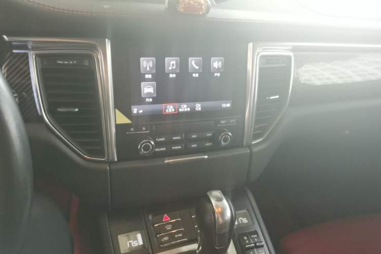 Used Porsche Macan 2017 Macan 2.0T Audio And AC Panel