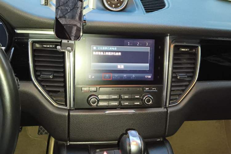 Used Porsche Macan 2017 Macan S 3.0T Audio And AC Panel
