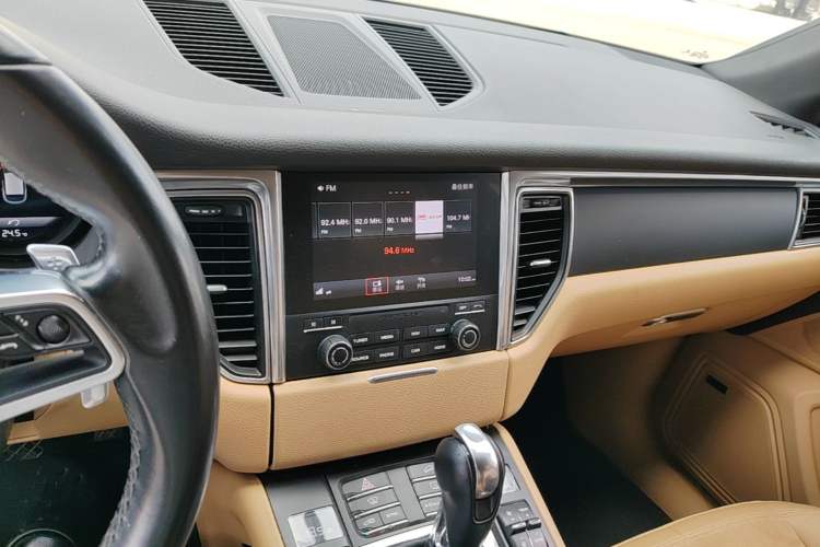 Used Porsche Macan 2017 Macan 2.0T Audio And AC Panel