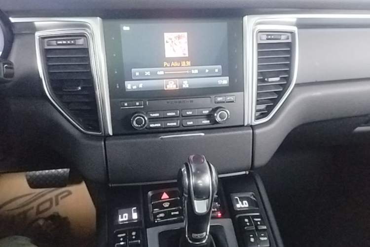 Used Porsche Macan 2017 Macan 2.0T Audio And AC Panel