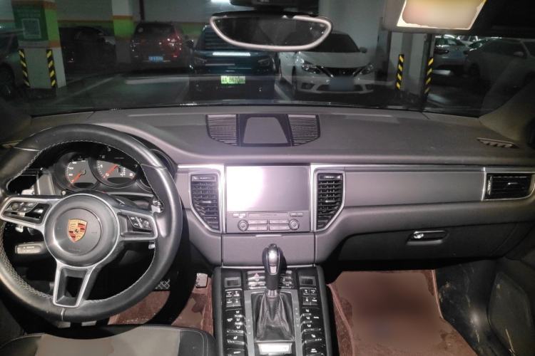 Used Porsche Macan 2017 Macan 2.0T Center Console