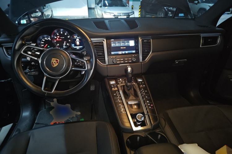 Used Porsche Macan 2017 Macan 2.0T Center Console