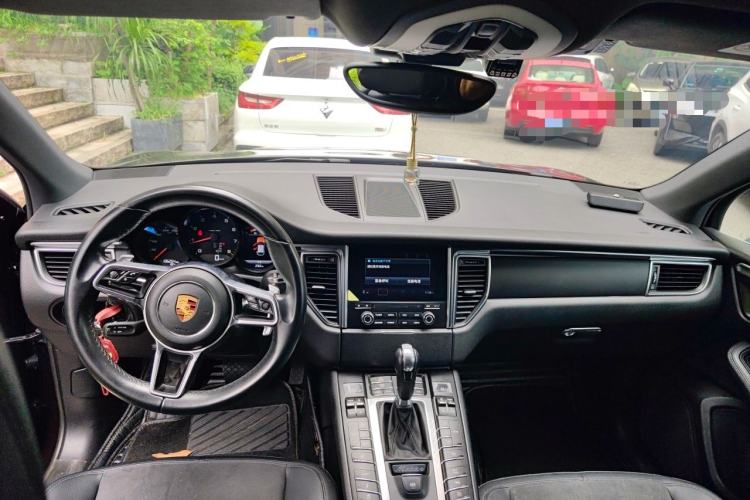 Used Porsche Macan 2017 Macan 2.0T Center Console