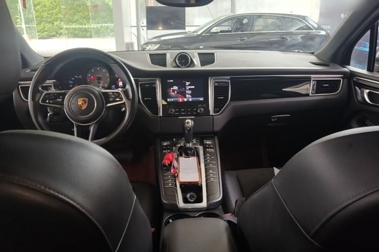 Used Porsche Macan 2017 Macan S 3.0T Center Console