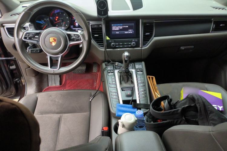 Used Porsche Macan 2017 Macan 2.0T Center Console