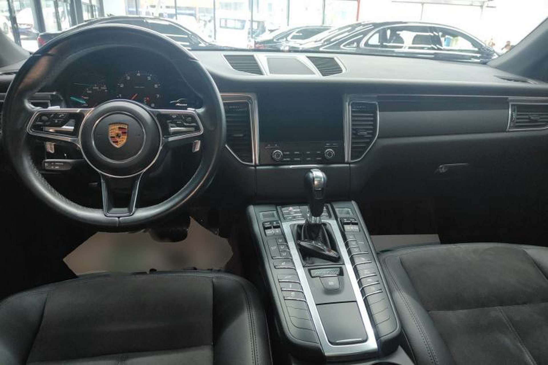 Used Porsche Macan 2017 Macan 2.0T Center Console