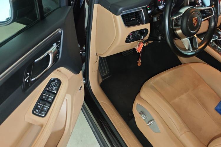 Used Porsche Macan 2017 Macan 2.0T Driver Seat