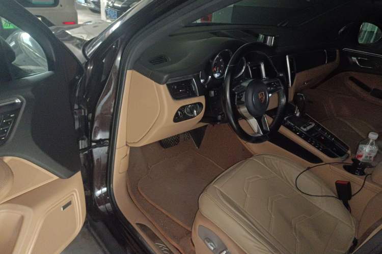 Used Porsche Macan 2017 Macan 2.0T Driver Seat