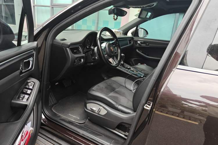 Used Porsche Macan 2017 Macan 2.0T Driver Seat