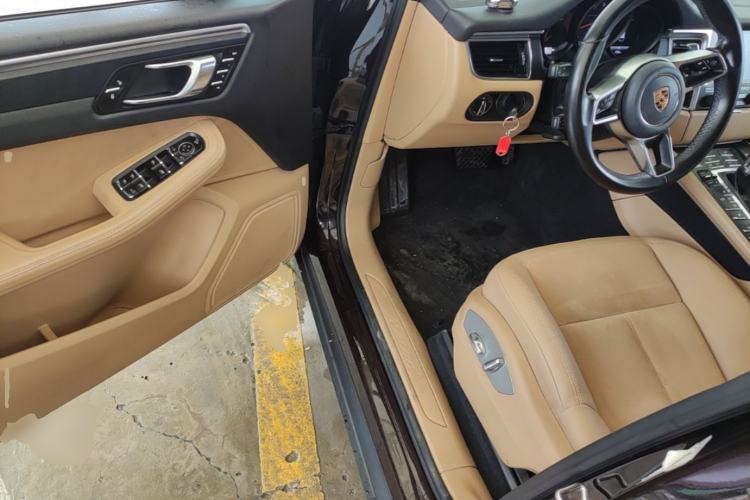 Used Porsche Macan 2017 Macan 2.0T Driver Seat