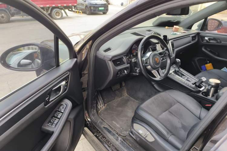 Used Porsche Macan 2017 Macan 2.0T Driver Seat