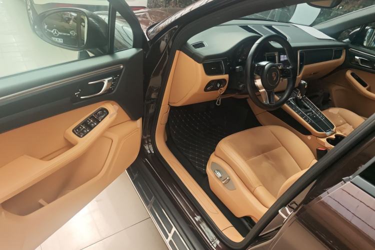 Used Porsche Macan 2017 Macan 2.0T Driver Seat