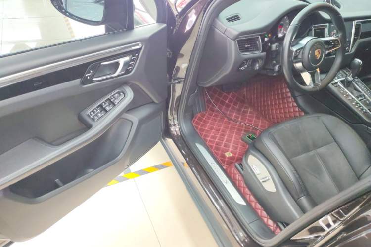 Used Porsche Macan 2017 Macan S 3.0T Driver Seat