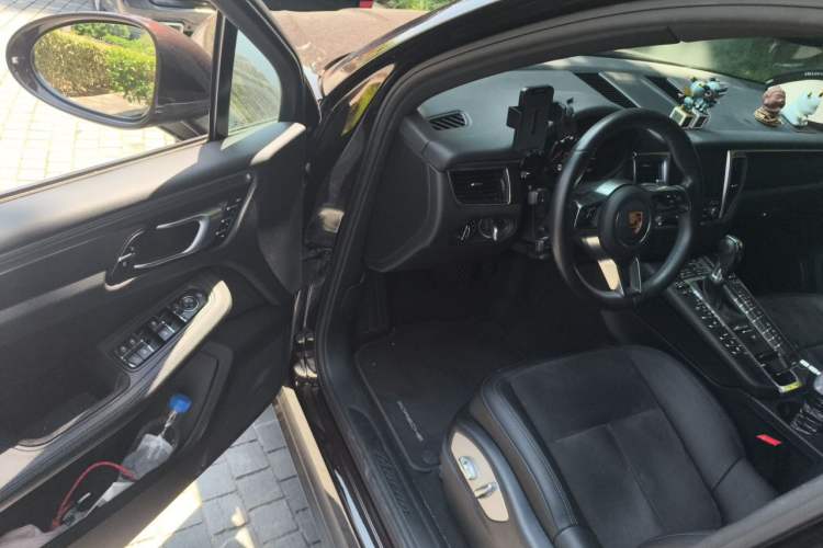 Used Porsche Macan 2017 Macan 2.0T Driver Seat
