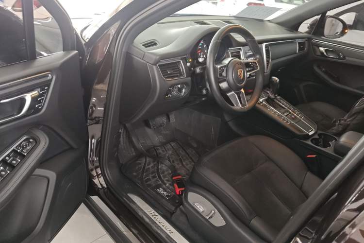 Used Porsche Macan 2017 Macan 2.0T Driver Seat